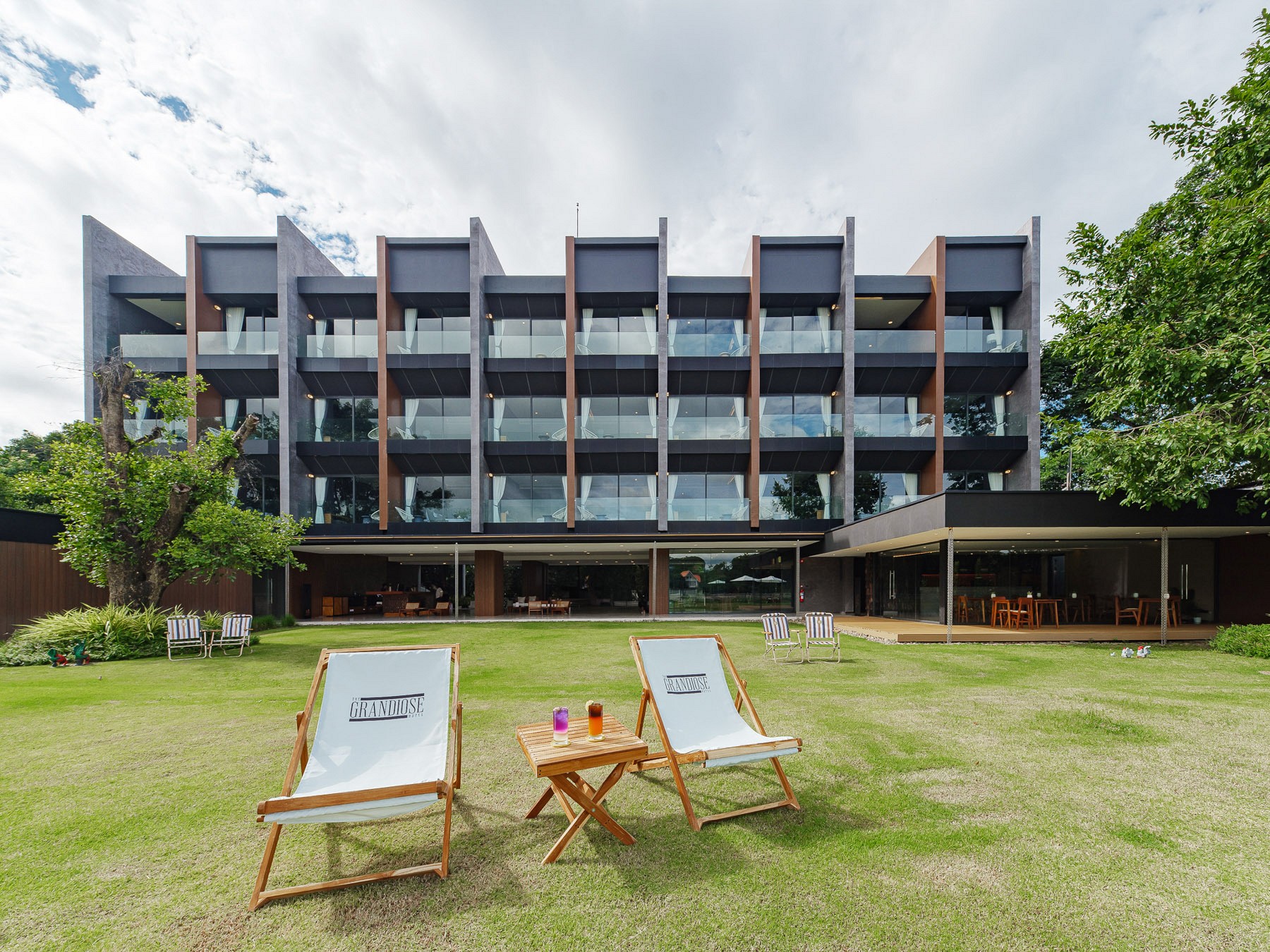 The Grandiose Hotel Chiang Rai – Boutique Riverside Hotel by the Kok River